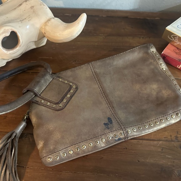 Hobo -Metallic Tan Clutch with tassel - Picture 2 of 4